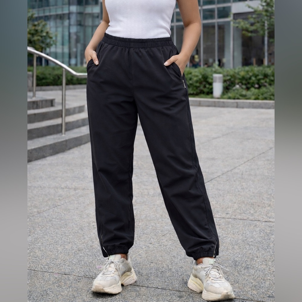 Old Navy Black Joggers